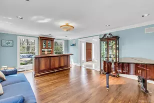 10 Redmond Ln, Oyster Bay, NY 11771 - Photo 13