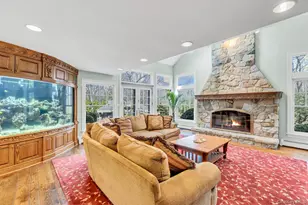 10 Redmond Ln, Oyster Bay, NY 11771 - Photo 9