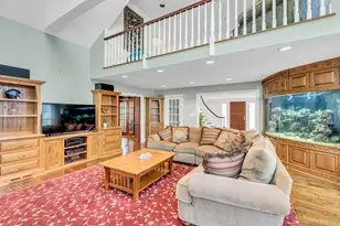 10 Redmond Ln, Oyster Bay, NY 11771 - Photo 7