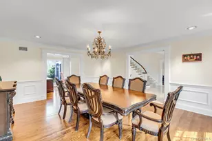 10 Redmond Ln, Oyster Bay, NY 11771 - Photo 19