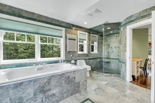 10 Redmond Ln, Oyster Bay, NY 11771 - Photo 37