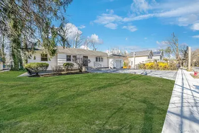 45 Roslyn Road, Roslyn Heights, NY 11577 - Photo 3