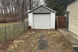 71 Davis, Poughkeepsie, NY 12603 - Photo 17