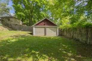 64 Mountain View Ave, Pearl River, NY 10965 - Photo 29