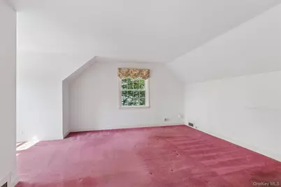 89 Country Club Drive, Port Washington, NY 11050 - Photo 21