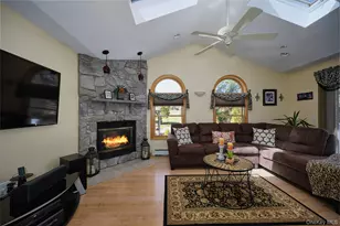 1 Nancy Aleen Dr, Wappingers Falls, NY 12590 - Photo 13