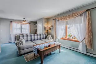 32 Jefferson Ave, Brentwood, NY 11717 - Photo 3