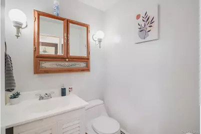 22 Pine Hill Drive, Wappingers Falls, NY 12590 - Photo 13