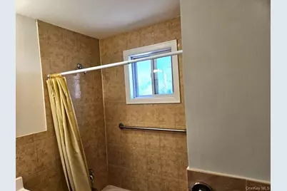 56 Applegate Drive, Central Islip, NY 11722 - Photo 11