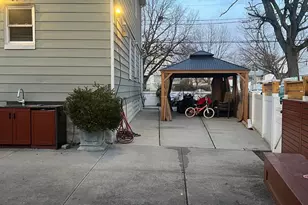 129-58 134th St, Ozone Park, NY 11420 - Photo 3