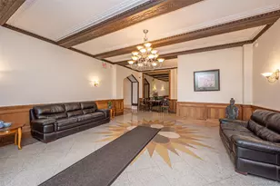 37 Brompton Rd, Great Neck, NY 11021 - Photo 5