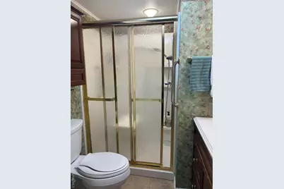 525/207 Riverleigh Avenue #207, Riverhead, NY 11901 - Photo 13