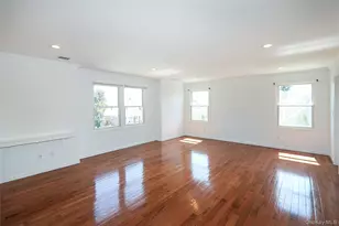 489 Emory Rd, Mineola, NY 11501 - Photo 11