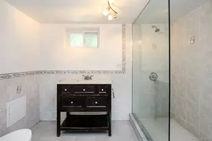 489 Emory Rd, Mineola, NY 11501 - Photo 21