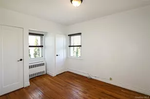 489 Emory Rd, Mineola, NY 11501 - Photo 9