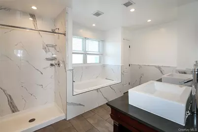 489 Emory Road, Mineola, NY 11501 - Photo 13