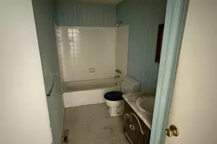 137 Fieldstone Ct, Middle Island, NY 11953 - Photo 13