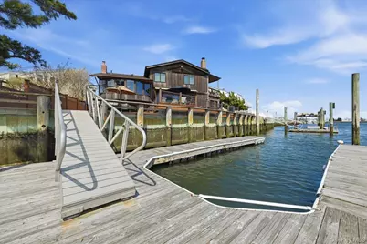 648 Nassau Avenue, Freeport, NY 11520 - Photo 35