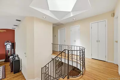648 Nassau Avenue, Freeport, NY 11520 - Photo 15