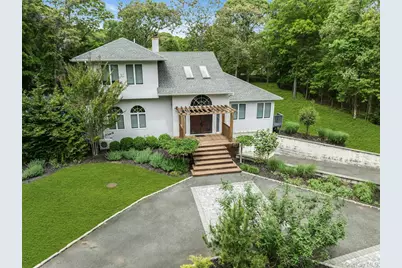 35 Bay Avenue W, Hampton Bays, NY 11946 - Photo 1