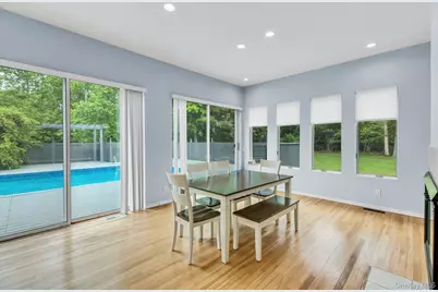 35 Bay Avenue W, Hampton Bays, NY 11946 - Photo 15