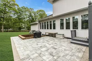 35 Bay Ave W, Hampton Bays, NY 11946 - Photo 31