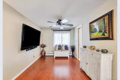 11 Biscayne Drive, Selden, NY 11784 - Photo 17