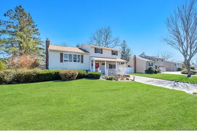 11 Biscayne Drive, Selden, NY 11784 - Photo 3