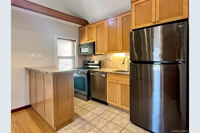 53-56 72nd Place #2, Maspeth, NY 11378 - Photo 3