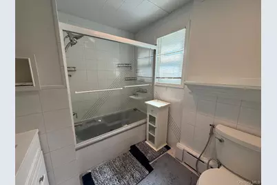 33 Carstairs Road, Valley Stream, NY 11581 - Photo 9