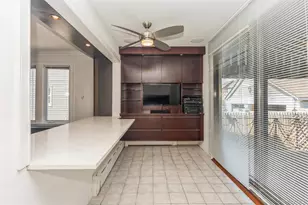 33 Carstairs Rd, Valley Stream, NY 11581 - Photo 7