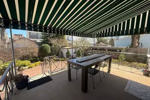 33 Carstairs Rd, Valley Stream, NY 11581 - Photo 21