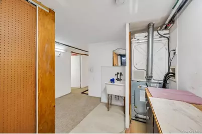 25719 87th Road, Floral Park, NY 11001 - Photo 29
