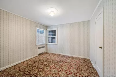 25719 87th Road, Floral Park, NY 11001 - Photo 17