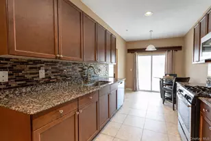 15 Cricket Ct, Shirley, NY 11967 - Photo 9