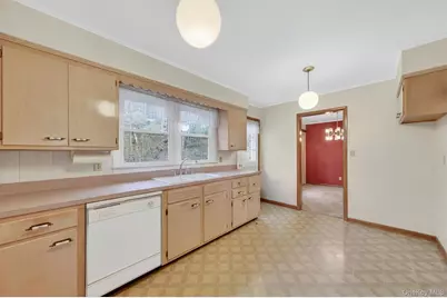 49 Homer Place, Poughkeepsie, NY 12603 - Photo 11