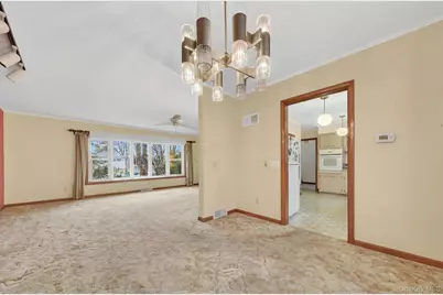 49 Homer Place, Poughkeepsie, NY 12603 - Photo 9