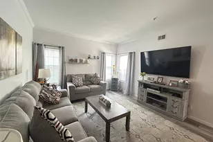 118 Kettles Ln, Medford, NY 11763 - Photo 9