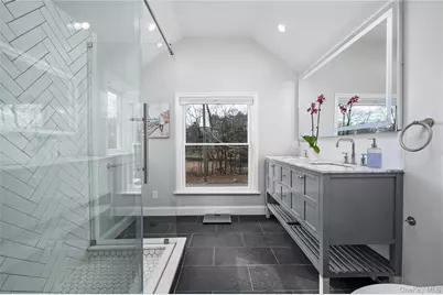 1001 Shore Acres Drive, Mamaroneck, NY 10543 - Photo 11