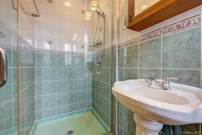 67-66 108 Street #B64, Forest Hills, NY 11375 - Photo 25