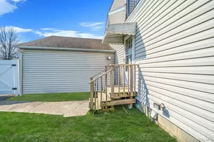 3659 Ionia St, Seaford, NY 11783 - Photo 33