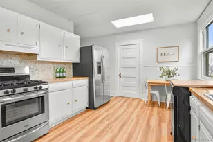 210 Beach Ave, Mamaroneck, NY 10543 - Photo 15