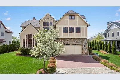 7 Brittany Lane, New Rochelle, NY 10805 - Photo 1