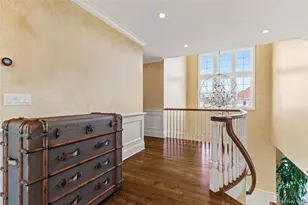 7 Brittany Ln, New Rochelle, NY 10805 - Photo 15