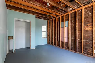 14 Dongan St, New York, NY 10310 - Photo 17