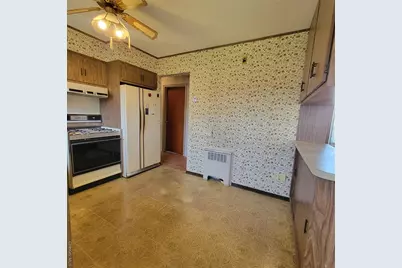 3030 N Jerusalem Road, Wantagh, NY 11793 - Photo 9