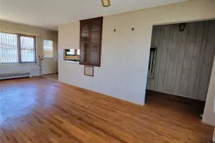 3030 N Jerusalem Rd, Wantagh, NY 11793 - Photo 5