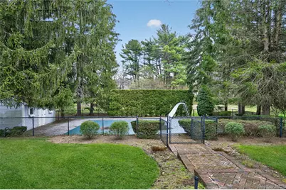 18 Quaker Ridge Drive, Brookville, NY 11545 - Photo 35