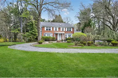 18 Quaker Ridge Drive, Brookville, NY 11545 - Photo 3