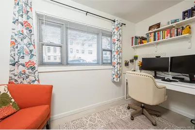 18 S Washington Avenue, Dobbs Ferry, NY 10522 - Photo 17